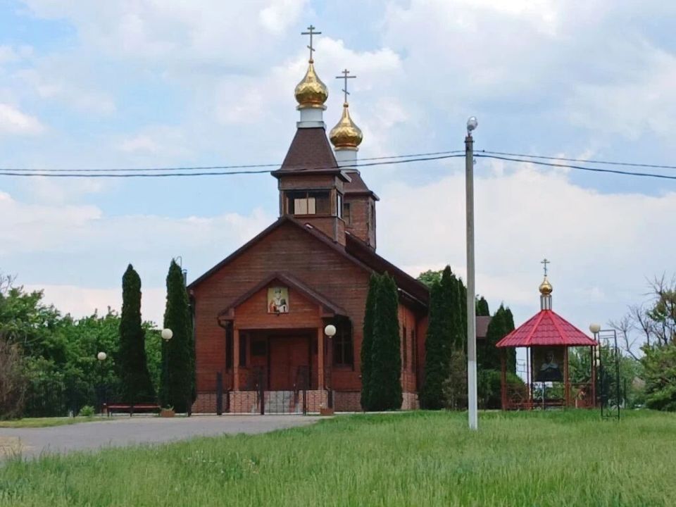 Сегодня, 22 мая, в день памяти Николая Чудотворца, село Нижние Пены традиционно отметило престольный праздник
