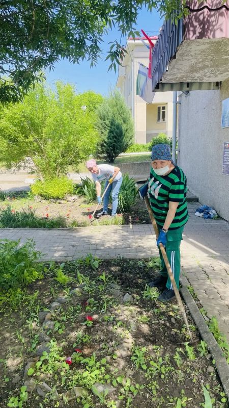 Владимир Переверзев: В разгар сезона активного роста растительности на территории всего Борисовского округа полным ходом идут работы по благоустройству Владимир Переверзев: В разгар сезона активного роста растительности на территории всего Борисовского округа полным ходом идут работы по благоустройству