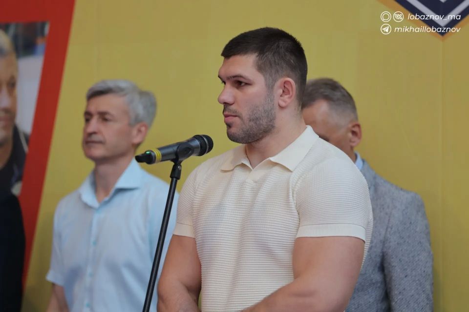Михаил Лобазнов: В Старом Осколе почтили память легендарного тренера Владимира Михайловича Воронова Михаил Лобазнов: В Старом Осколе почтили память легендарного тренера Владимира Михайловича Воронова