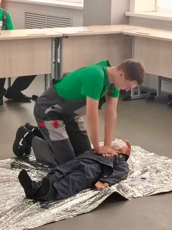 В Старом Осколе прошел ежегодный областной чемпионат по юношескому автомногоборью, и команда Вейделевского техникума с гордостью представила наш округ В Старом Осколе прошел ежегодный областной чемпионат по юношескому автомногоборью, и команда Вейделевского техникума с гордостью представила наш округ