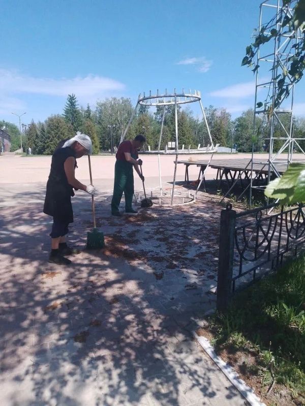 Грайворон преображается: работы по благоустройству продолжаются Грайворон преображается: работы по благоустройству продолжаются