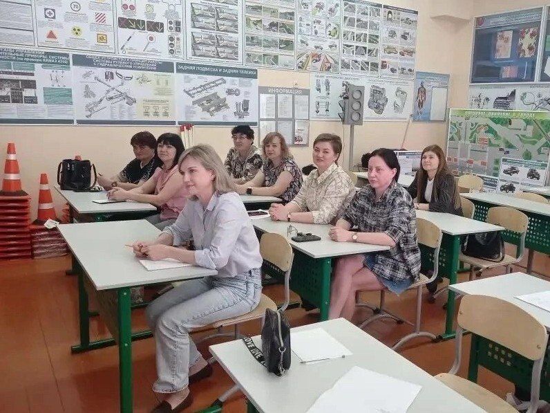 В преддверии летних каникул в наших образовательных учреждениях проходят родительские собрания и тематические мероприятия В преддверии летних каникул в наших образовательных учреждениях проходят родительские собрания и тематические мероприятия