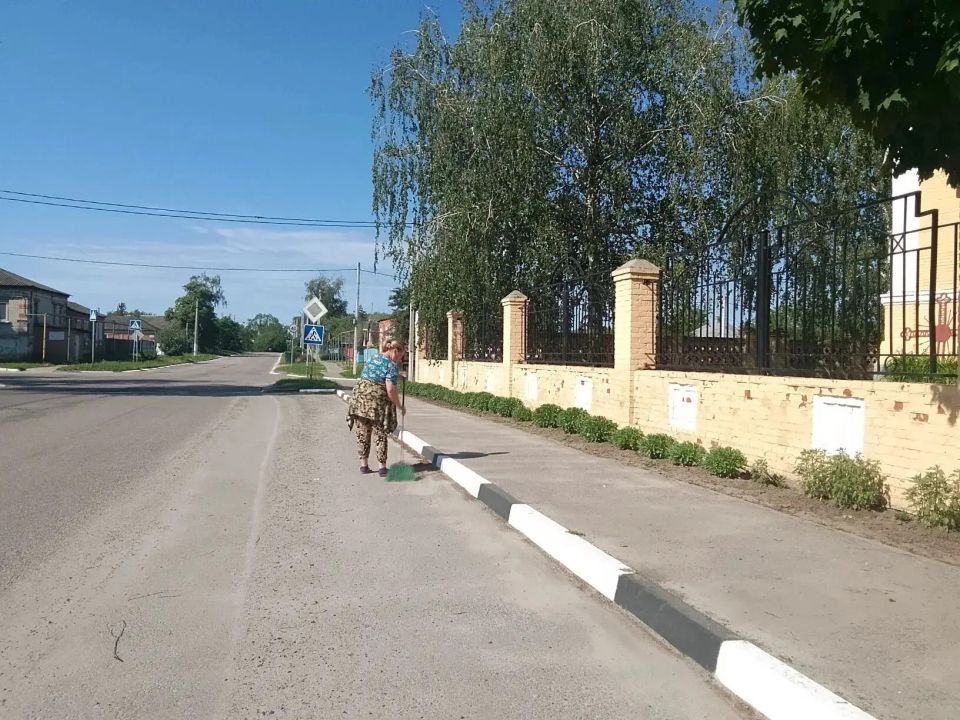 Грайворон преображается: работы по благоустройству продолжаются Грайворон преображается: работы по благоустройству продолжаются