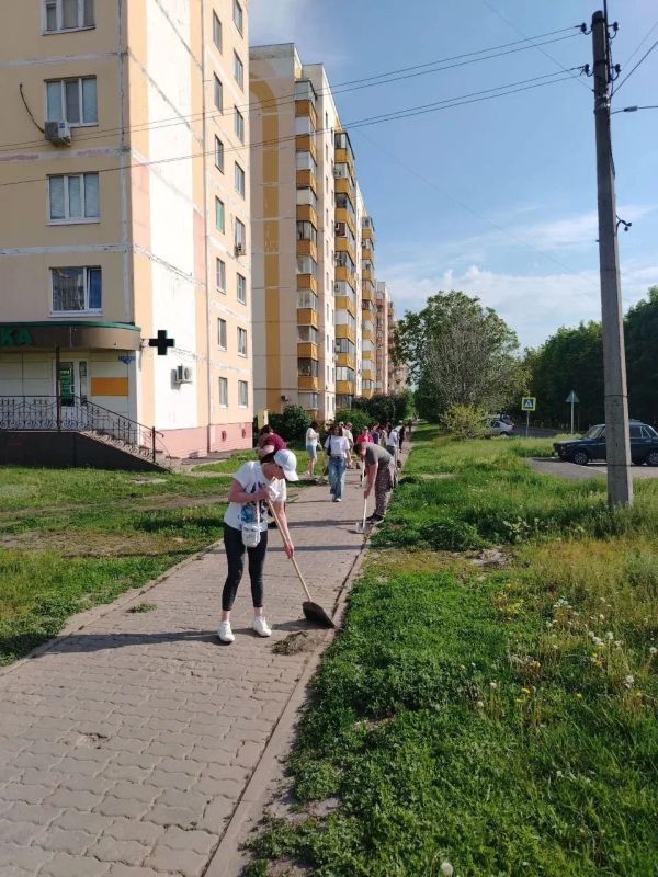 В городе Строителе прошёл субботник, организованный Партией «ЕДИНАЯ РОССИЯ» В городе Строителе прошёл субботник, организованный Партией «ЕДИНАЯ РОССИЯ»