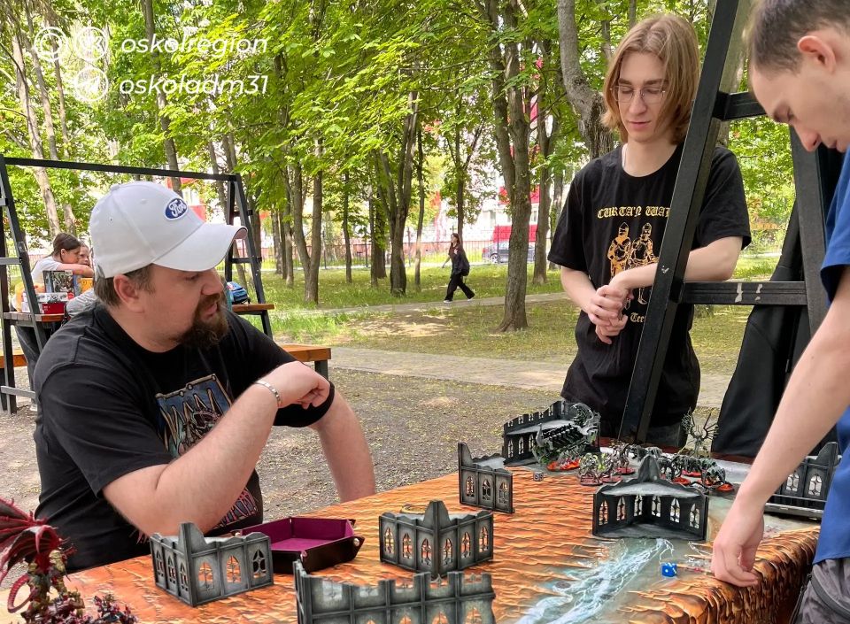 Игровой вечер в парке «Солнечный» Игровой вечер в парке «Солнечный»