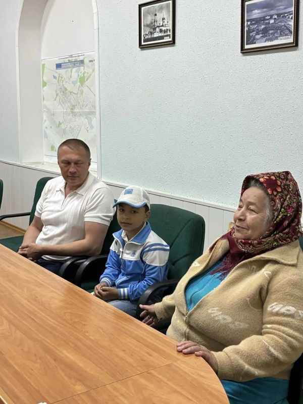 Девять грайворонцев обратились к главе муниципалитета на личном приёме Девять грайворонцев обратились к главе муниципалитета на личном приёме