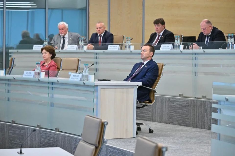 Юрий Клепиков: В рамках мероприятий Совета законодателей Центрального федерального округа вместе с коллегами посетили Центр Управления Регионом Московской области, а также познакомились с выставкой «Социальная реабилитация» Юрий Клепиков: В рамках мероприятий Совета законодателей Центрального федерального округа вместе с коллегами посетили Центр Управления Регионом Московской области, а также познакомились с выставкой «Социальная реабилитация»