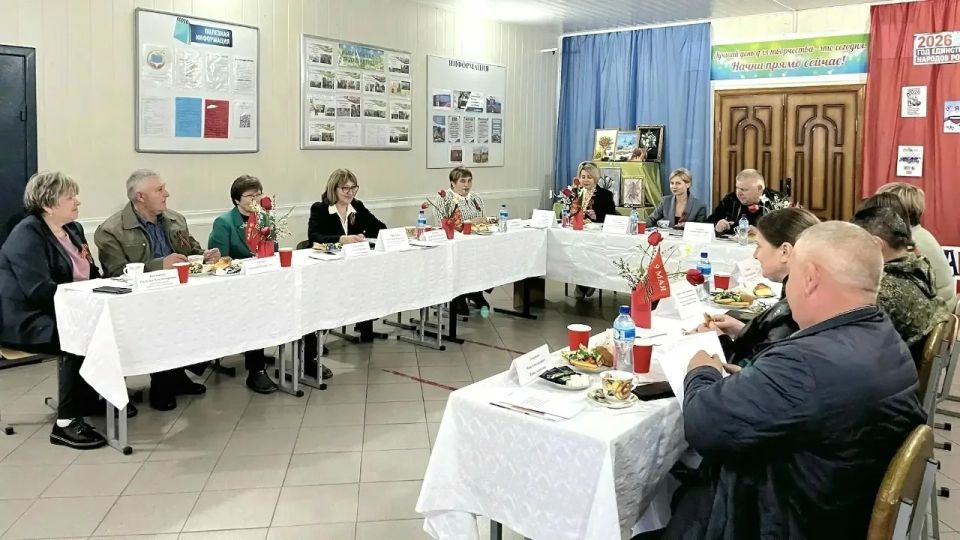Встречи, которые важны: региональные парламентарии пообщались с жителями области Встречи, которые важны: региональные парламентарии пообщались с жителями области