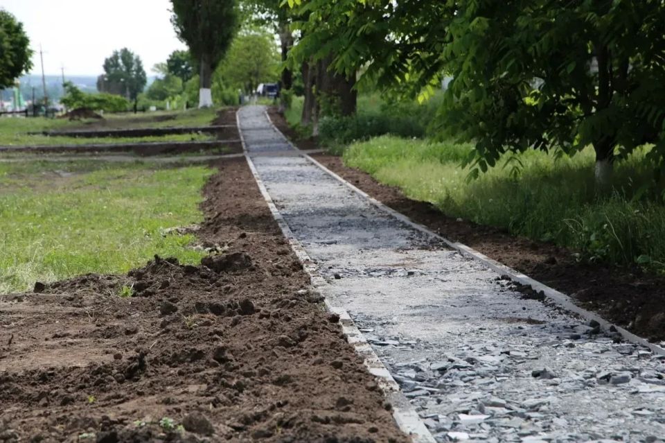 В Старооскольском округе продолжается благоустройство общественных пространств В Старооскольском округе продолжается благоустройство общественных пространств