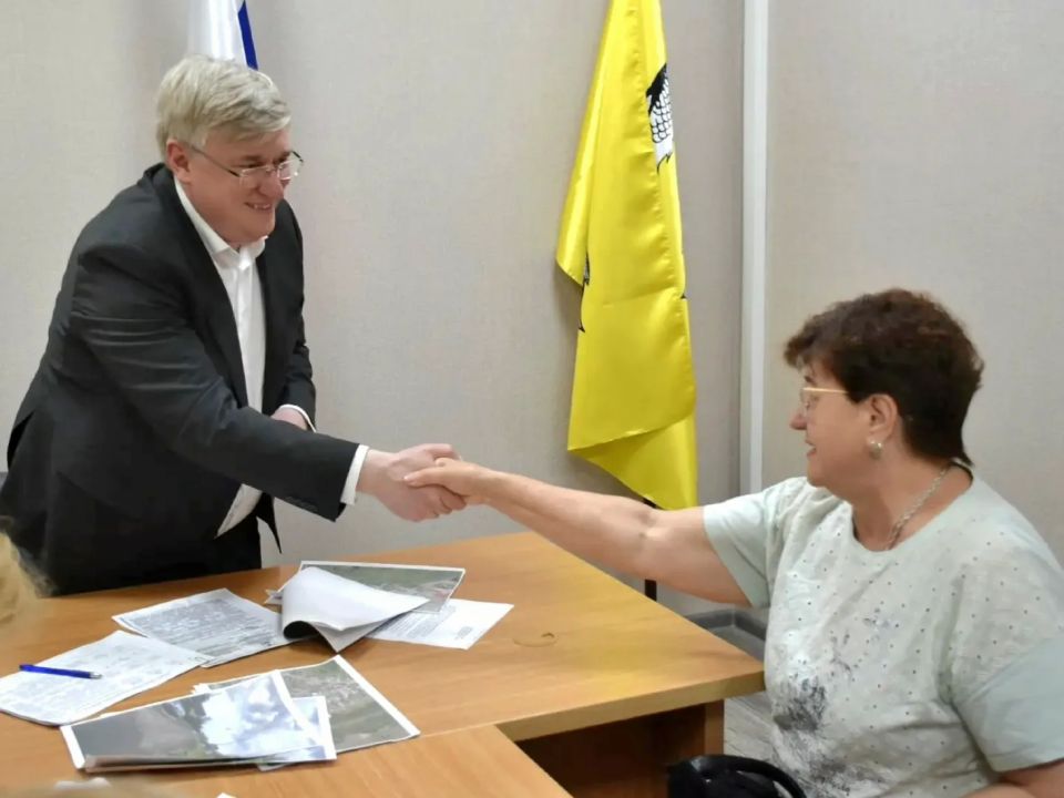 Андрей Миськов: Сегодня провёл очередной традиционный приём граждан в администрации Новооскольского муниципального округа Андрей Миськов: Сегодня провёл очередной традиционный приём граждан в администрации Новооскольского муниципального округа