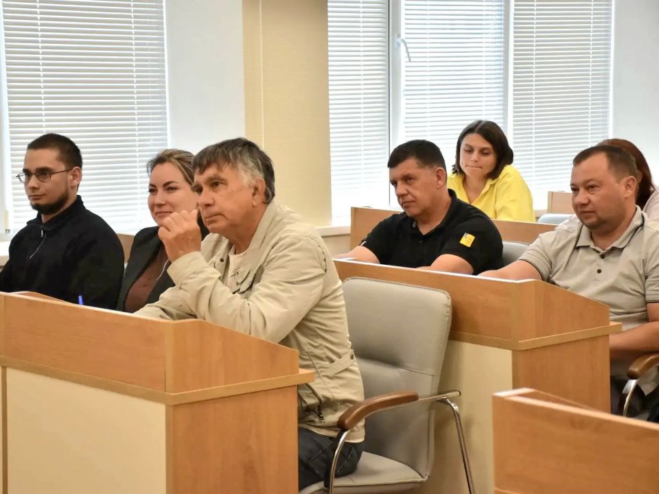 Андрей Миськов: Провел рабочее совещание, посвященное реализации инициативных проектов, которые направлены на улучшение качества жизни в нашем округе Андрей Миськов: Провел рабочее совещание, посвященное реализации инициативных проектов, которые направлены на улучшение качества жизни в нашем округе