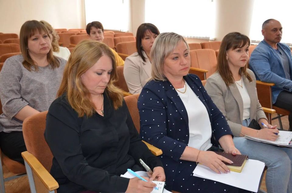 Галина Пятых: В Ракитянском районе провели рабочее совещание-консультацию по вопросам семьесбережения Галина Пятых: В Ракитянском районе провели рабочее совещание-консультацию по вопросам семьесбережения