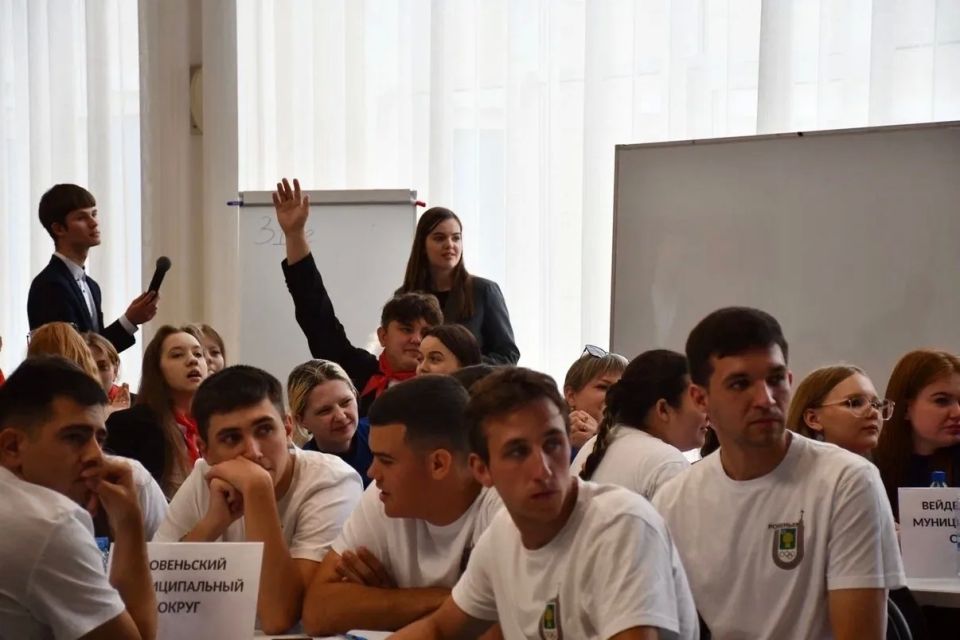 В Алексеевке завершился четвёртый поток проекта «Выборы 360» — заключительный этап молодёжного акселератора избирательного процесса В Алексеевке завершился четвёртый поток проекта «Выборы 360» — заключительный этап молодёжного акселератора избирательного процесса