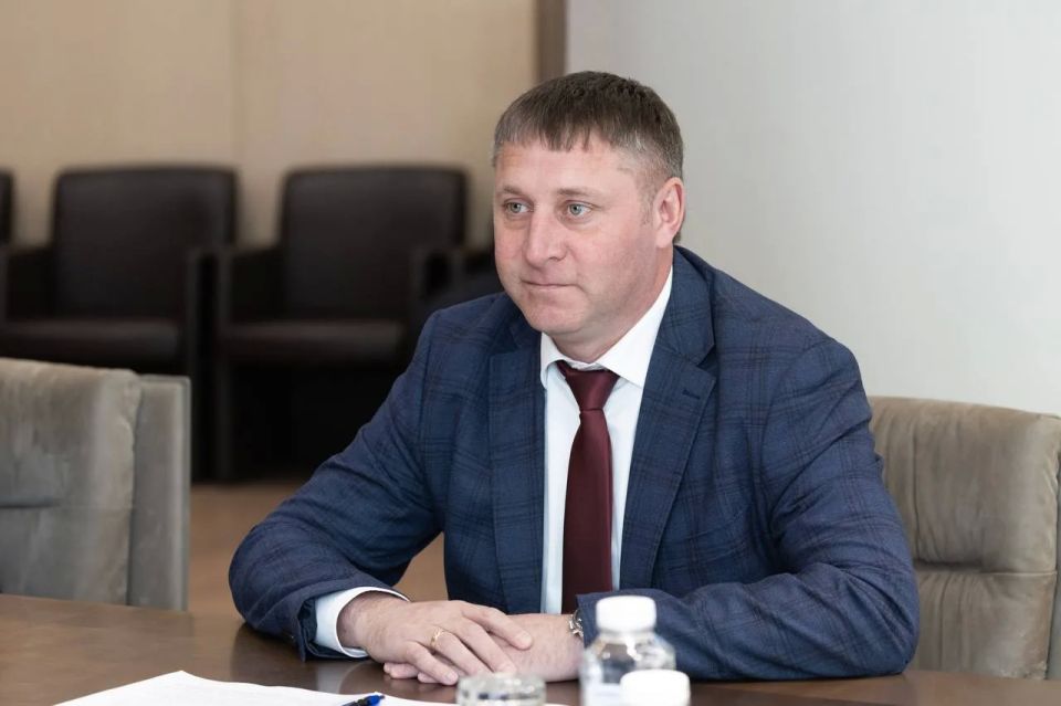 Глава Минсельхоза Оксана Лут и врио губернатора Белгородской области Александр Шуваев обсудили вопросы развития и поддержки регионального АПК Глава Минсельхоза Оксана Лут и врио губернатора Белгородской области Александр Шуваев обсудили вопросы развития и поддержки регионального АПК