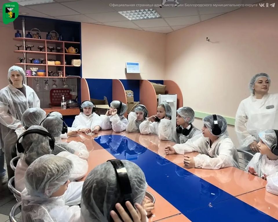 Учащиеся Северной школы №3 отправились на экскурсию в «Белгородский хладокомбинат» Учащиеся Северной школы №3 отправились на экскурсию в «Белгородский хладокомбинат»