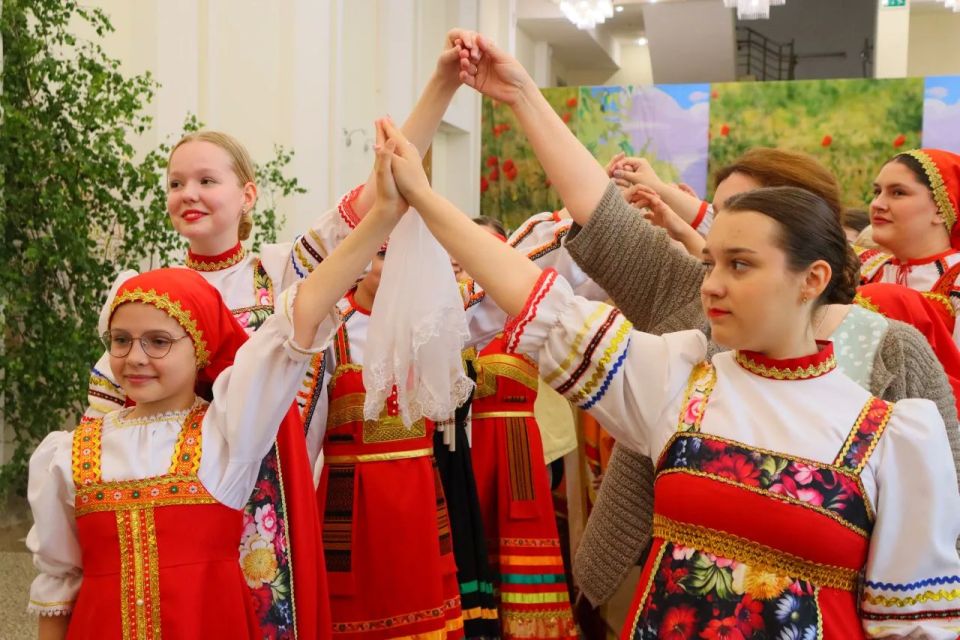 Олег Медведев: Душевный и атмосферный праздник Троицы в Центре культурного развития «Звёздный» ! Олег Медведев: Душевный и атмосферный праздник Троицы в Центре культурного развития «Звёздный» !