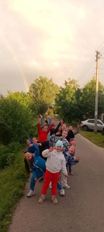 День соседа- праздник тепла, дружбы и хорошего настроения! День соседа- праздник тепла, дружбы и хорошего настроения!