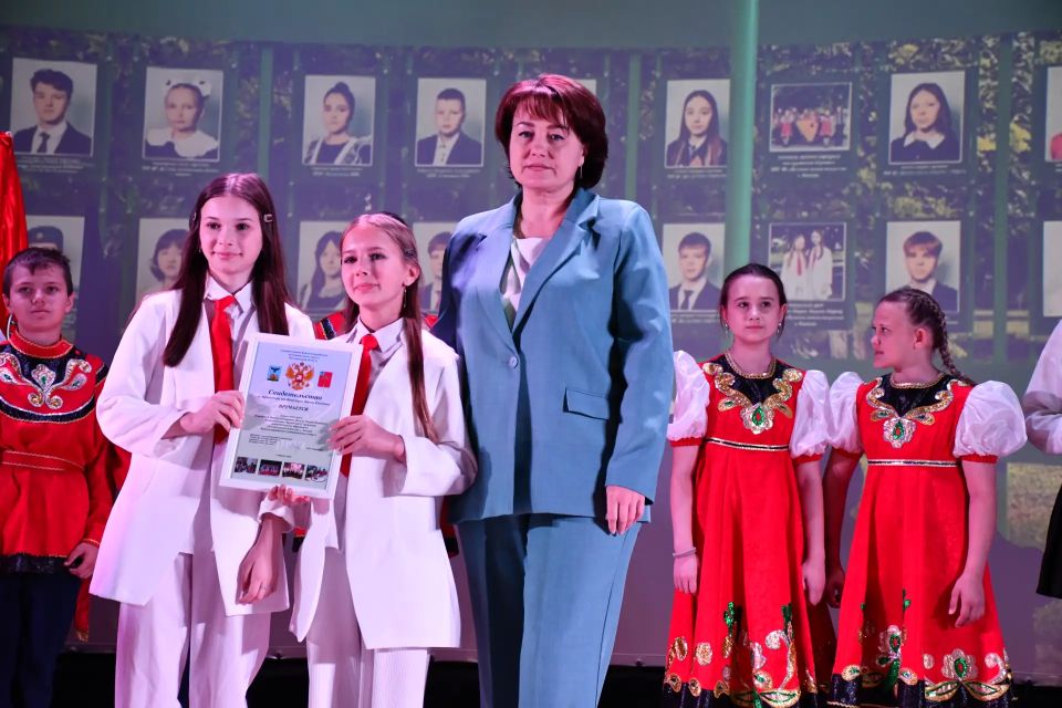В Бирюче торжественно отметили Международный день защиты детей В Бирюче торжественно отметили Международный день защиты детей