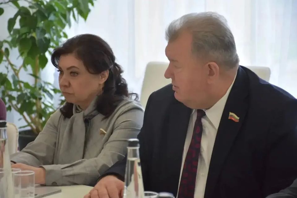 Сегодня дали старт предварительному голосованию по определению кандидата на должность Губернатора Белгородской области Сегодня дали старт предварительному голосованию по определению кандидата на должность Губернатора Белгородской области