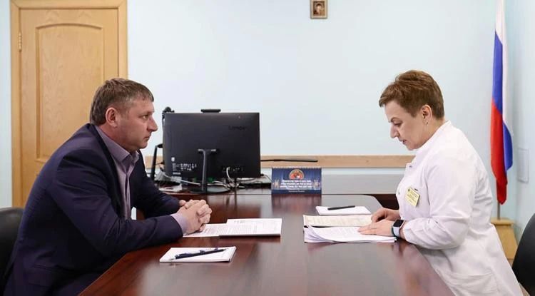 Александр Шуваев проверил работу белгородского Фонда помощи раненым детям