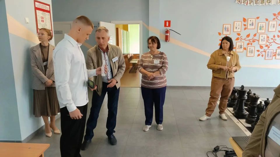 Владимир Переверзев: 1 июня был дан старт сдачи ЕГЭ для выпускников одиннадцатых классов Владимир Переверзев: 1 июня был дан старт сдачи ЕГЭ для выпускников одиннадцатых классов