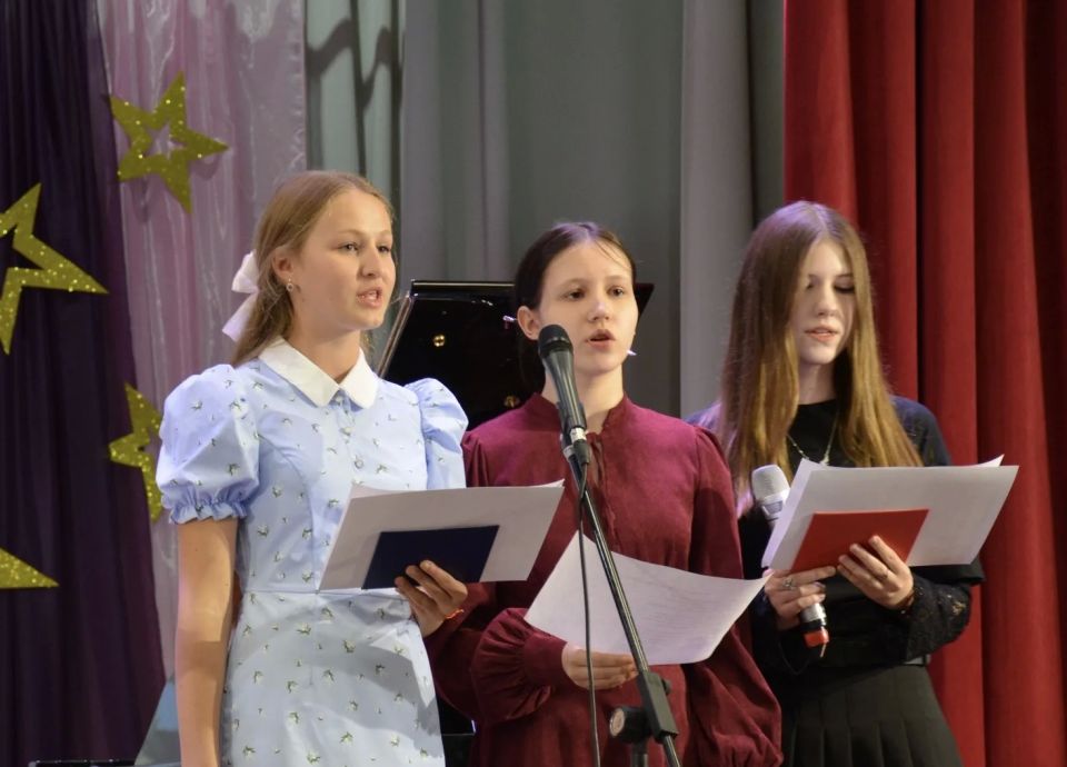 В Детской школе искусств состоялся выпускной вечер «Навстречу мечте» В Детской школе искусств состоялся выпускной вечер «Навстречу мечте»