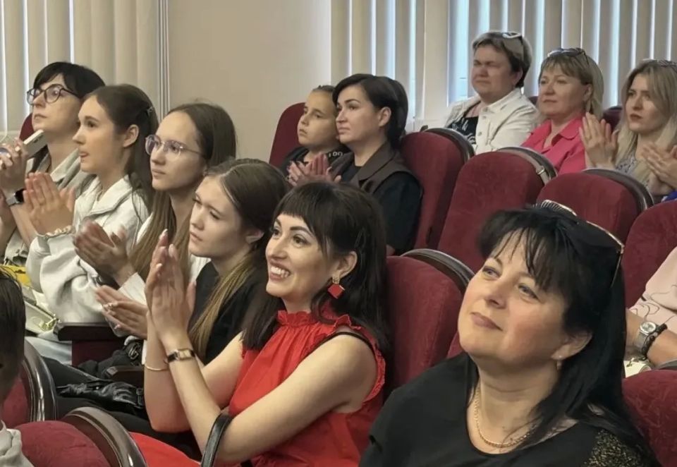 В Детской школе искусств состоялся выпускной вечер «Навстречу мечте» В Детской школе искусств состоялся выпускной вечер «Навстречу мечте»