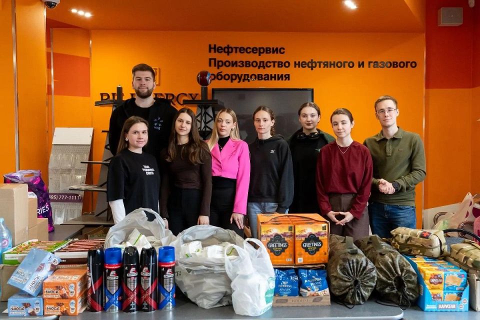 Московские волонтеры собрали посылки для военнослужащих Московские волонтеры собрали посылки для военнослужащих