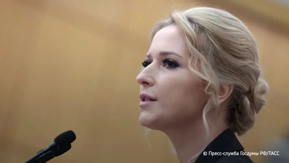 Лантратова ведет переговоры о возвращении в РФ с территории Украины членов 10 семей