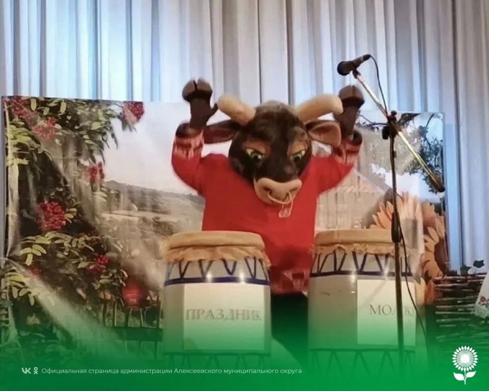В селе Советское прошел межрегиональный фестиваль «Молочные реки — песенные берега»! В селе Советское прошел межрегиональный фестиваль «Молочные реки — песенные берега»!