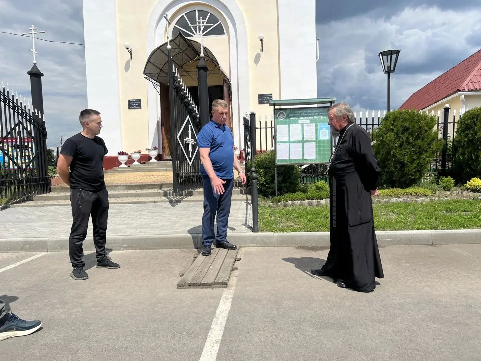Владимир Переверзев: Делегация администрации Борисовского округа совершила рабочую поездку по Стригуновскому территориальному отделу - это самая большая территория округа Владимир Переверзев: Делегация администрации Борисовского округа совершила рабочую поездку по Стригуновскому территориальному отделу - это самая большая территория округа