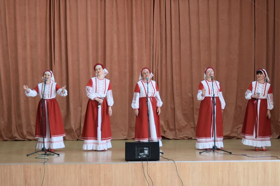 Соцработники Грайворонского дома соцобслуживания отметили профессиональный праздник Соцработники Грайворонского дома соцобслуживания отметили профессиональный праздник