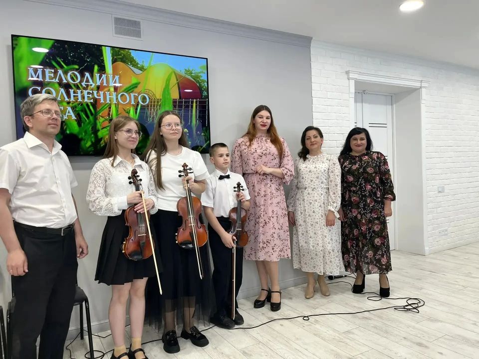 Концерт «Мелодии солнечного лета» состоялся в Белгородской государственной специальной библиотеке имени В. Я. Ерошенко Концерт «Мелодии солнечного лета» состоялся в Белгородской государственной специальной библиотеке имени В. Я. Ерошенко