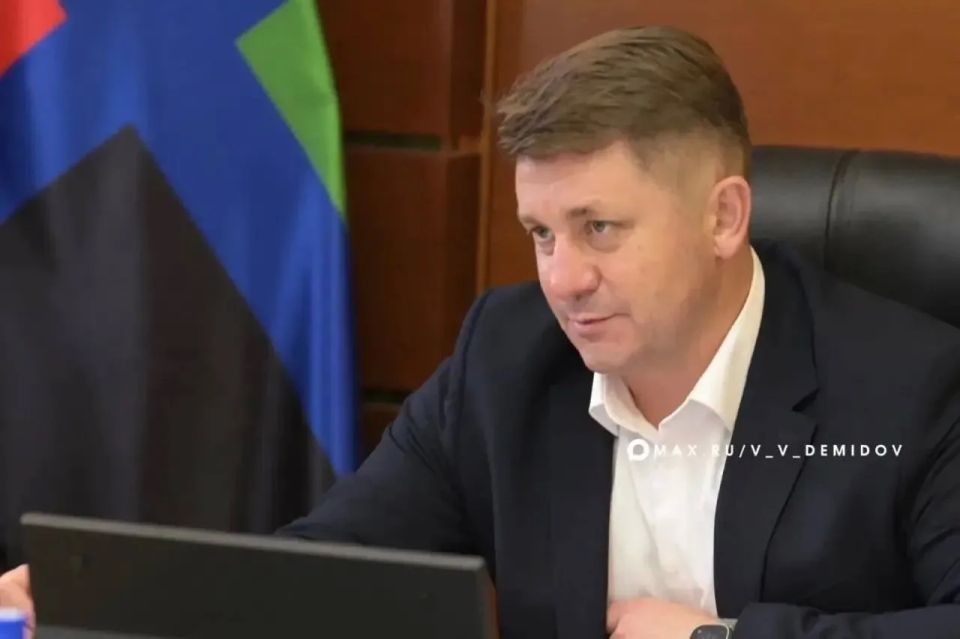 Мэр Белгорода Валентин Демидов провёл совещание по подготовке к предстоящему отопительному сезону Мэр Белгорода Валентин Демидов провёл совещание по подготовке к предстоящему отопительному сезону