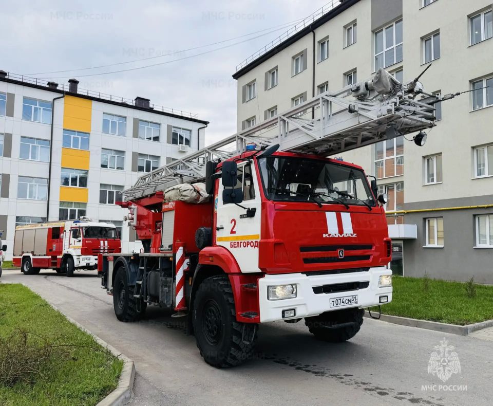 10 июня — День пожарного автомобиля 10 июня — День пожарного автомобиля