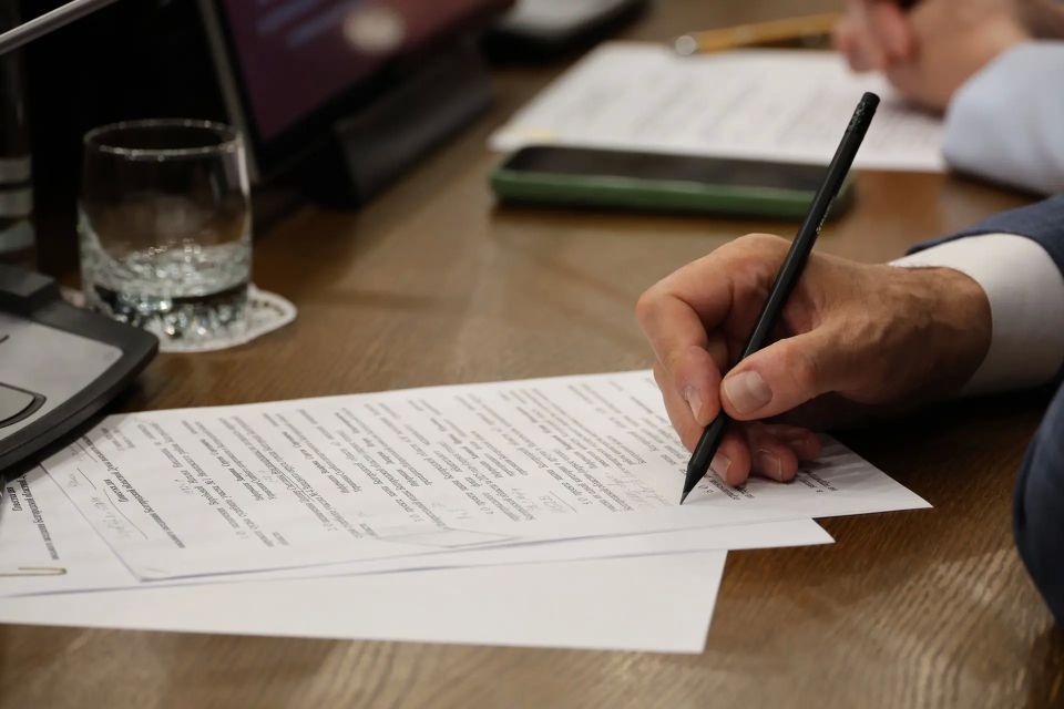 Депутаты Белгородской областной Думы направили на рассмотрение в Госдуму проект федерального закона, предполагающий внесение изменений в закон об образовании Депутаты Белгородской областной Думы направили на рассмотрение в Госдуму проект федерального закона, предполагающий внесение изменений в закон об образовании