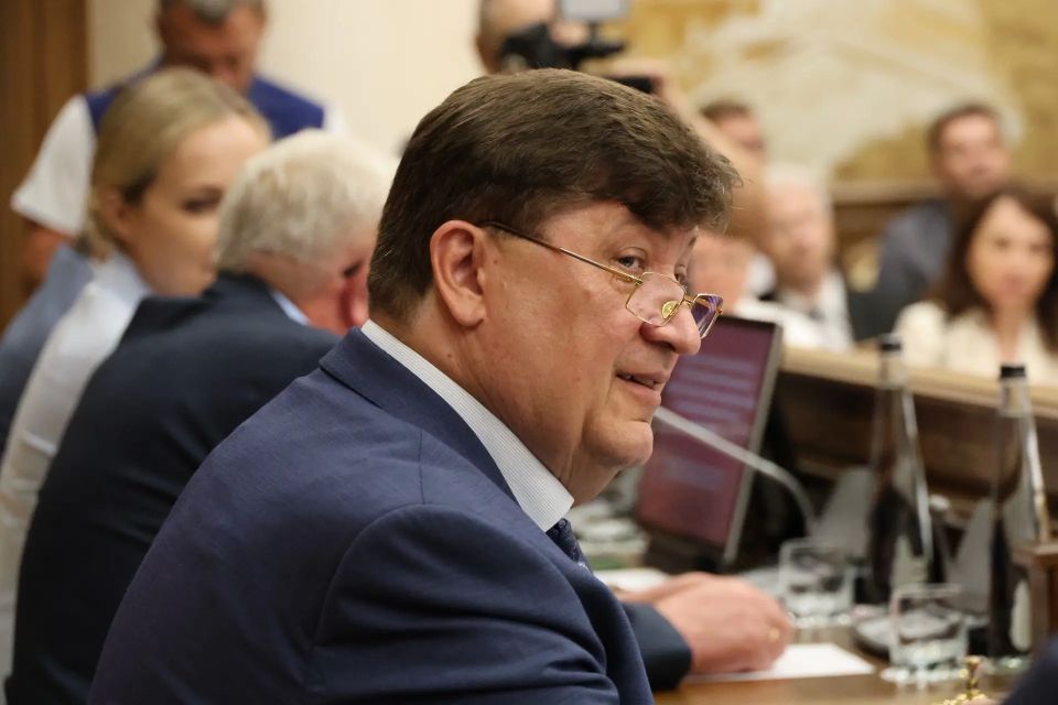 Юрий Клепиков: Также в ходе сегодняшнего заседания в соответствие федеральным нормам некоторые законы области Юрий Клепиков: Также в ходе сегодняшнего заседания в соответствие федеральным нормам некоторые законы области