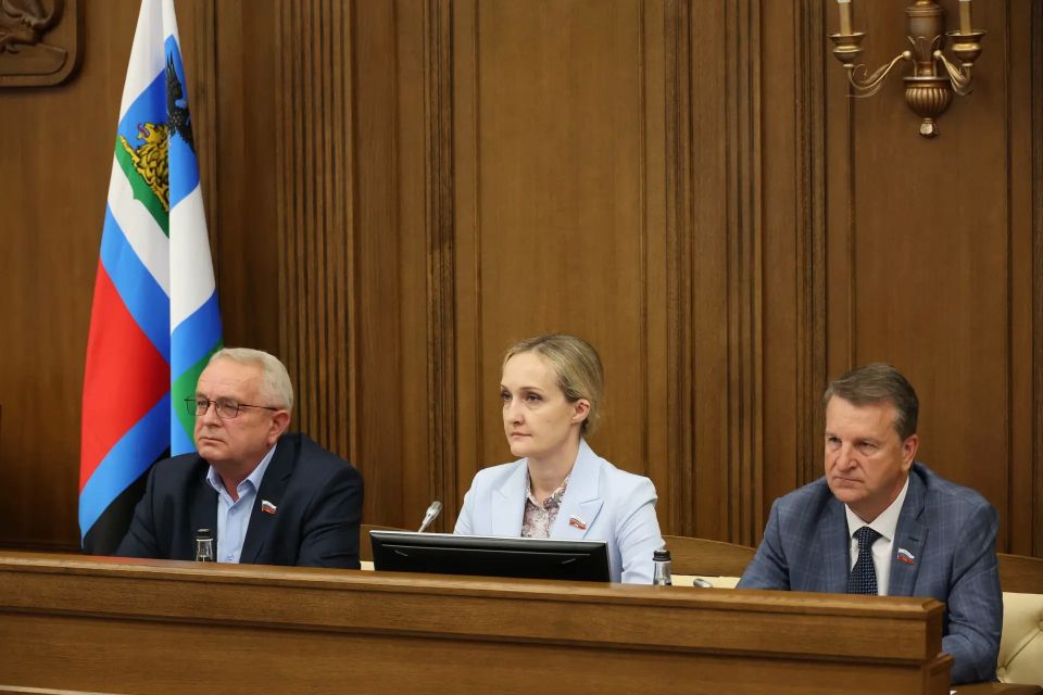 Юрий Клепиков: Также в ходе сегодняшнего заседания в соответствие федеральным нормам некоторые законы области Юрий Клепиков: Также в ходе сегодняшнего заседания в соответствие федеральным нормам некоторые законы области