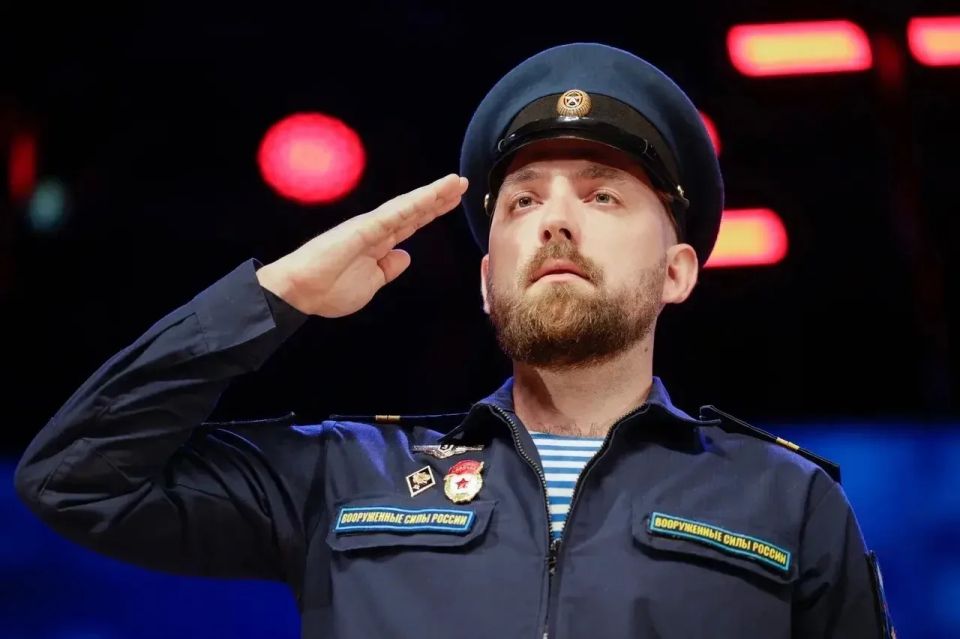 Александр Шуваев: В преддверии Дня России вручил государственные награды тем, кто посвятил себя труду на благо региона Александр Шуваев: В преддверии Дня России вручил государственные награды тем, кто посвятил себя труду на благо региона