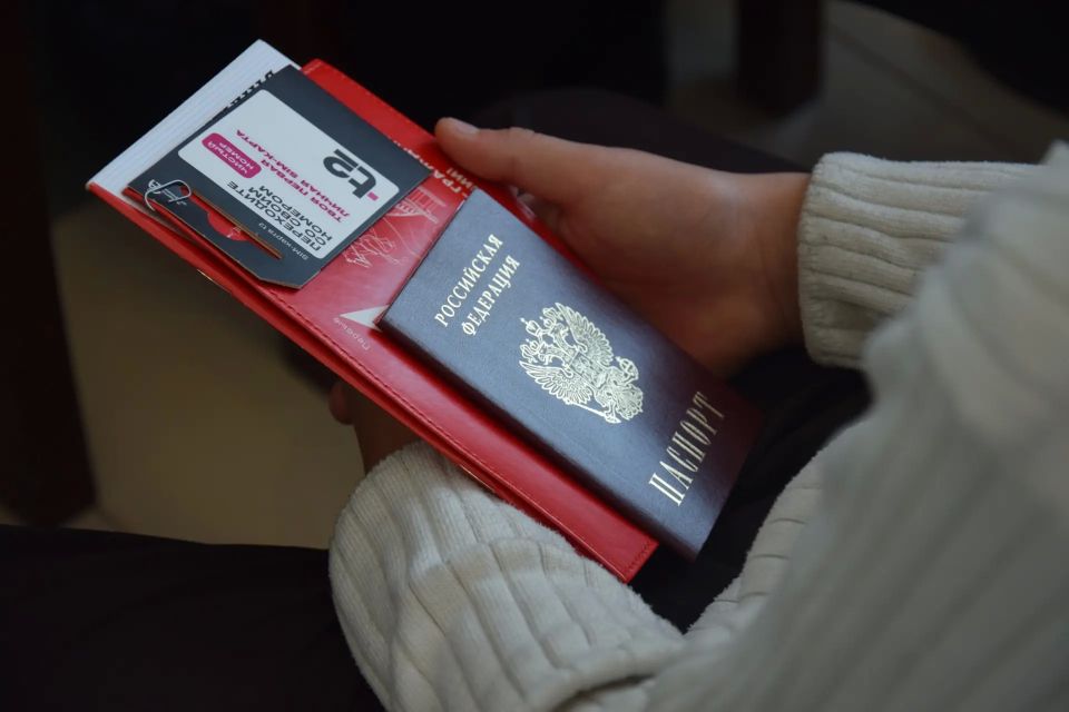 В малом зале Центра культурного развития прошло торжественное мероприятие «Моя Россия – моя судьба», посвящённое Дню России В малом зале Центра культурного развития прошло торжественное мероприятие «Моя Россия – моя судьба», посвящённое Дню России