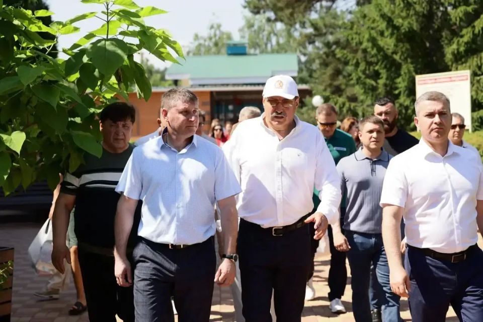 Александр Шуваев посетил соревнования трудовых коллективов на Кубок «Славянки» в Старом Осколе Александр Шуваев посетил соревнования трудовых коллективов на Кубок «Славянки» в Старом Осколе