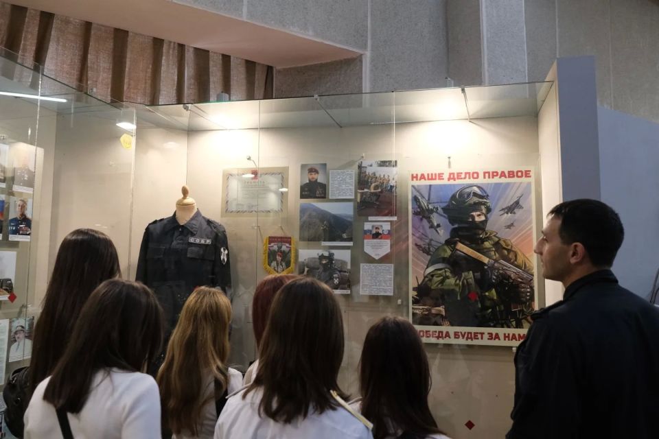 Экспозиция, посвящённая офицеру Росгвардии, открылась в Белгороде Экспозиция, посвящённая офицеру Росгвардии, открылась в Белгороде