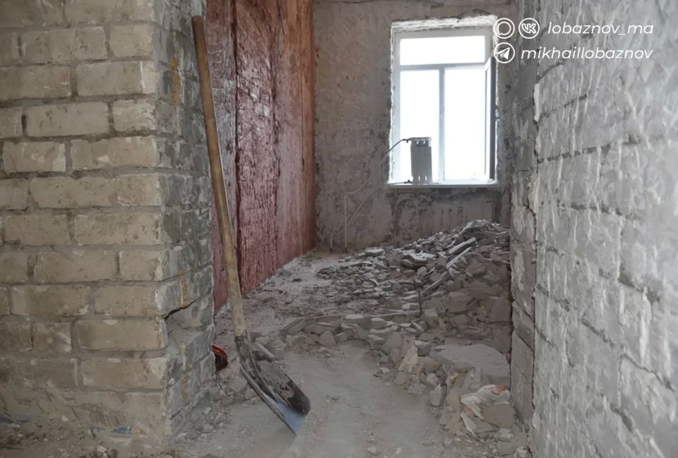 Михаил Лобазнов: Начался капитальный ремонт детской поликлиники № 2 в микрорайоне Интернациональном Михаил Лобазнов: Начался капитальный ремонт детской поликлиники № 2 в микрорайоне Интернациональном