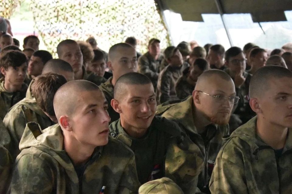 В День России юные патриоты проверили свои знания о Родине В День России юные патриоты проверили свои знания о Родине