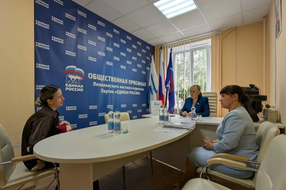 Депутаты помогают жителям муниципалитетов Депутаты помогают жителям муниципалитетов