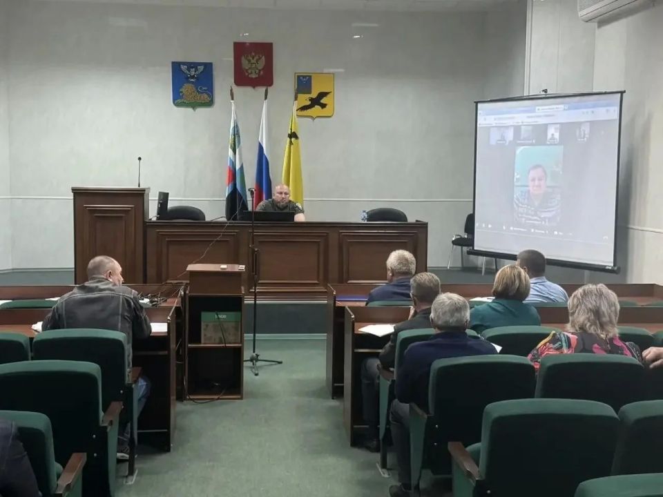 Дмитрий Панков провёл еженедельное рабочее совещание с профильными ведомствами Дмитрий Панков провёл еженедельное рабочее совещание с профильными ведомствами
