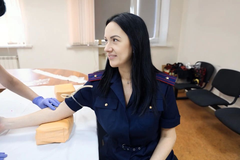 Сотрудники следственного управления Следственного комитета Российской Федерации по Белгородской области в очередной раз стали донорами крови