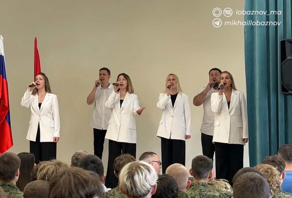 Михаил Лобазнов: В Монаковской школе состоялось торжественное открытие военно-исторических сборов «Армата» Михаил Лобазнов: В Монаковской школе состоялось торжественное открытие военно-исторических сборов «Армата»