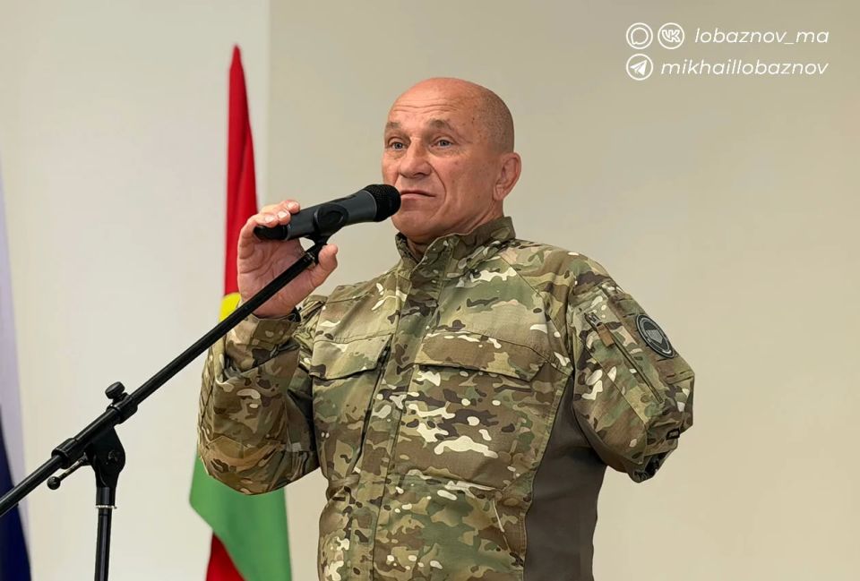 Михаил Лобазнов: В Монаковской школе состоялось торжественное открытие военно-исторических сборов «Армата» Михаил Лобазнов: В Монаковской школе состоялось торжественное открытие военно-исторических сборов «Армата»