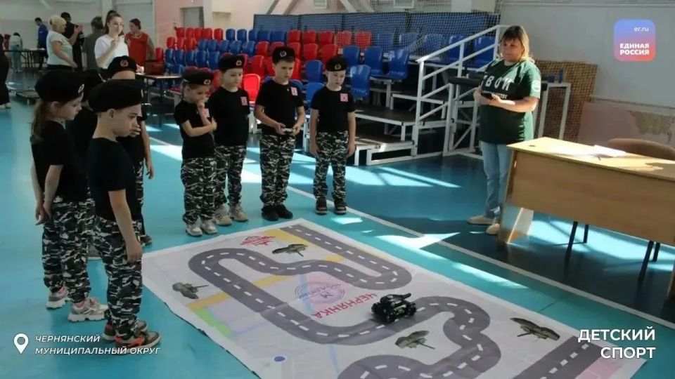 «Зарничка»: юные патриоты проявили силу духа и сплоченность «Зарничка»: юные патриоты проявили силу духа и сплоченность